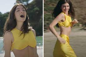 9:08pm jun 10, 2021 solar power, lorde's first new song since 2017, is a celebration of sun, sand and saltwater. Zaxzcxmntuyg5m