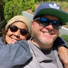 This is our day, 32 years and counting. Your love still amazes me. Happy  Anniversary babe. Love you❤️❤️❤️❤️