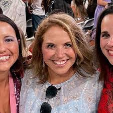 Carrie Monahan's Instagram, Twitter & Facebook