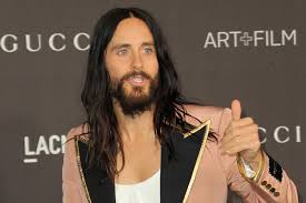 Leto did the opposite to dallas buyers club when he took on the role of mark david chapman in chapter 27. Jared Leto Stunned By Scale Of Coronavirus Pandemic After Returning From 12 Day Silent Meditation