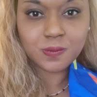 300+ perfiles de «Comeaux»