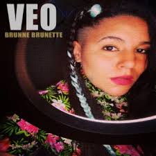 Download Brunee Brunette album songs: Veo