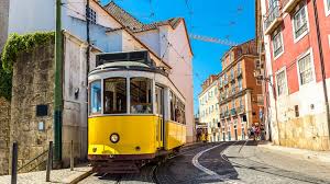 Portugalia înfloreşte ca o bijuterie pură a turismului european. Nyaralast Tervezok Figyelem Portugalia Nagyot Szigorit Gyakorlatilag Lezartak A Fovarost Portfolio Hu
