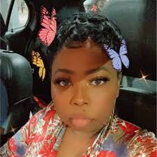 Candice Norris's Instagram, Twitter & Facebook