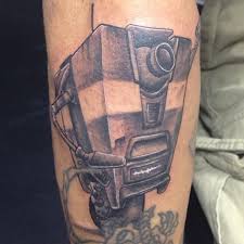 Clients are required to have a face mask and wear it the duration of the visit.no guests will be permitted with clients. Tattoos By Fred Claptrap Fanboy Fred Tattoo Borderlands