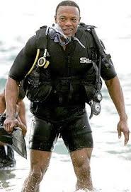 Dre says he's 'doing great' after being hospitalized in icu for apparent brain aneurysm. Dr Dre Beats By Dr Dre Dr Dre Dres Gangsta Rap