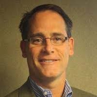 Robert Elliott's Instagram, Twitter & Facebook