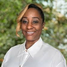 Tracey Wilkins's Instagram, Twitter & Facebook