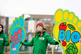 Diebasis unterwegs auf der demo in berlin 1.8.2021: Wir Haben Es Satt Demo 2021 Bund E V