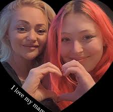 It's been a very rough week for us over at @enrtattoos Our artist , best  friend, our blood sister, our family, Elise, has lost her mother over the  past weekend. Such a