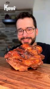 Reposted from @catadoc_, Corre por tu chamorro rostizado de @alimentoskowi  a partir de la 1:30pm, ¡está exquisito!., #catadoc #publicidad