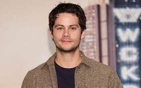 The teen wolf star debuted a new blonde 'do for his upcoming role in hulu film not okay.in a video and photo shared to. Dylan O Brien Net Worth 2021 Age Height Weight Girlfriend Dating Kids Biography Wiki The Wealth Record