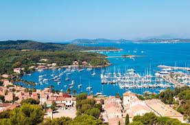 15 Picture Perfect Towns In Provence France Cool Places To Visit South Of France France
