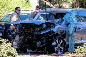 Weather was not a factor in the accident, officials said in a tuesday news tiger woods' vehicle rests on its side after the rollover accident tuesday. Tiger Woods Update Sheriff S Investigation Into Crash Scrutinized
