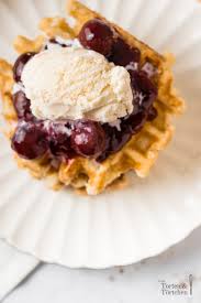 Belgische Waffeln Mit Kirschkompott Die Besten Lutticher Waffeln Rezept Belgische Waffeln Backrezepte Dessert Ideen