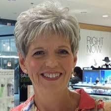 Karen Dees's Instagram, Twitter & Facebook