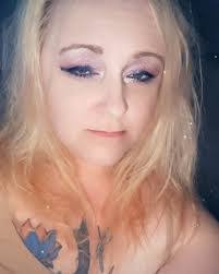 Lynn Zepp's Instagram, Twitter & Facebook