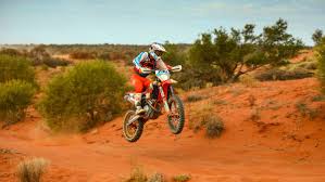 Видео 2021 finke desert race track. Simon Arthur Battles Red Dust In Finke Desert Rally The Canberra Times Canberra Act