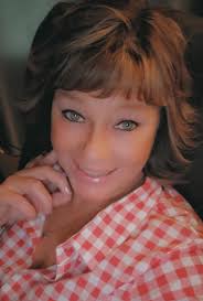 Apologize to me like a Narcissist would.