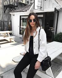 Nice 70 Casual Outfits With Denim Jeans To College This Fall 2018 Http Outfital Com 2018 09 30 White Denim Jacket Outfit White Jacket Outfit Outfits Invierno