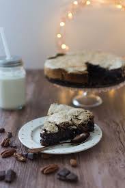 Brownie Meringue Des Pistes Aux Fruits Secs Seeberger Recette Gateaux Et Desserts Recette Et Recette Chocolat