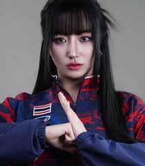 She was also seen making a middle-finger gesture