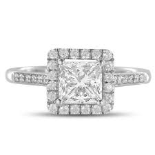 Hatton Garden London Jewellers Store London Jewellers Have Earned Great Repute A Buying An Engagement Ring Princess Diamond Most Popular Engagement Rings