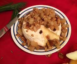 Brie Fondant Aux Poires Et Aux Noix Recettes Du Quebec Food Desserts Ice Cream