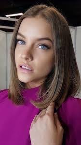 Lily Cha's Instagram, Twitter & Facebook