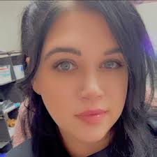 Indeed, she was so well-loved that a large group of Medora Elementary staff  members came to her home Saturday evening, the evening before she died, to  sing to her."