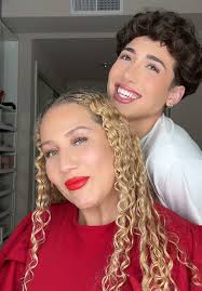 Monet Mcmichael Doing Her Moms Makeup