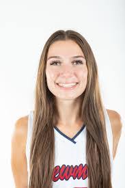 Carissa Newman's Instagram, Twitter & Facebook