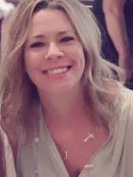 Jeanette Granger's Instagram, Twitter & Facebook