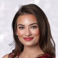 Julie Hietter's Instagram, Twitter & Facebook