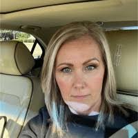 Melissa Kitchens's Instagram, Twitter & Facebook