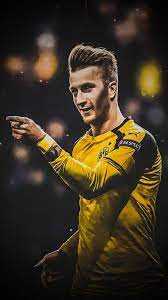 In this photoshop tutorial, you will know how to design a desktop wallpaper, i've been using lighting effects, motion blur to make this design. Marco Reus Reus Marco Reus Football Is Life