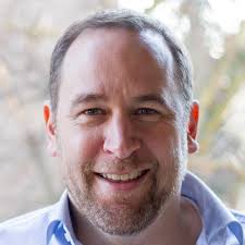 Contrary to common knowledge, the frequency of hurricanes hitting the  Continental US has not increased over the period 1900-2020. The best fit  actually trends slightly down. Instead of simply counting all hurricanes