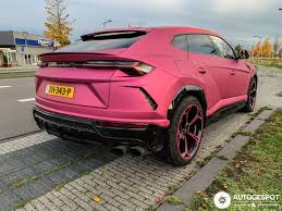 Enzo Knol Gespot In Z N Matroze Urus
