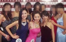 본명 김지영, 1982년 10월 5일생으로 만으로 실제 나이 37살입니다. í•œì§€í˜œ ìŠˆí¼ëª¨ë¸ ì‹œì ˆ ë³¼ì‚´ í†µí†µ ë¦¬ì¦ˆ ì‹œì ˆ ì•„ì‹œì•„ê²½ì œ