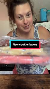 Markie (@officiallymomingyou)'s video of Red 40