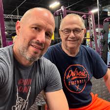 𝙎𝙞𝙜𝙣𝙚𝙙 📝 Welcome to 𝙏𝙃𝙀, Ethan Onianwa 🌰