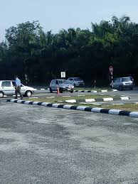 Batu kali atau juga dikenal sebagai batu belah / kali merupakan salah satu material konstruksi yang penting ketika mambangun sebuah rumah, maka dari itu kalian harus mengetahui harga dan juga jenis batu kali itu sendiri. Agen Lesen Memandu Batu Agen Lesen Memandu Batu Pahat Facebook