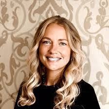 Mollie Blevins's Instagram, Twitter & Facebook