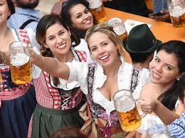 (17okt) das oktoberfest in münchen (mundartlich wiesn) ist das größte volksfest der welt. Wiesn 2019 Mussen Besucher Des Oktoberfestes Tracht Tragen Kolnische Rundschau