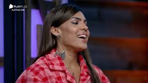 A cantora surgiu de biquíni colocando seu corpão sarado para jogo e ostentou sua ótima forma física. A Fazenda Quase Na Final Tays Reis Surpreendeu Ao Emocionar O Publico