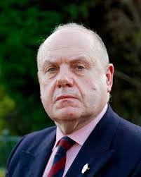 Alfred Ulmer's Instagram, Twitter & Facebook