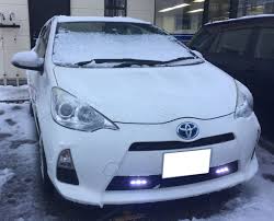 トヨタ アクアにバータイプデイライト drlb2 の取り付け 車両年式 車両型式 トヨタ アクア drlb2 beatsonic デイライト トヨタ アクア トヨタ アクア