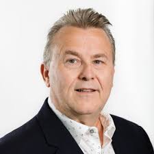 I finally retired after 39 years at ProMedica. I will miss my coworkers…