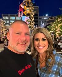 Shane Chastain's Instagram, Twitter & Facebook