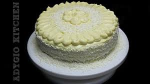 Laptele ramas se fierbe impreuna cu pliculetul de zahar vanilat si cana de gris, amestecand continuu ca sa nu faca cocoloase. Tort Alba Ca Zapada Retete De Tort Adygio Kitchen Youtube